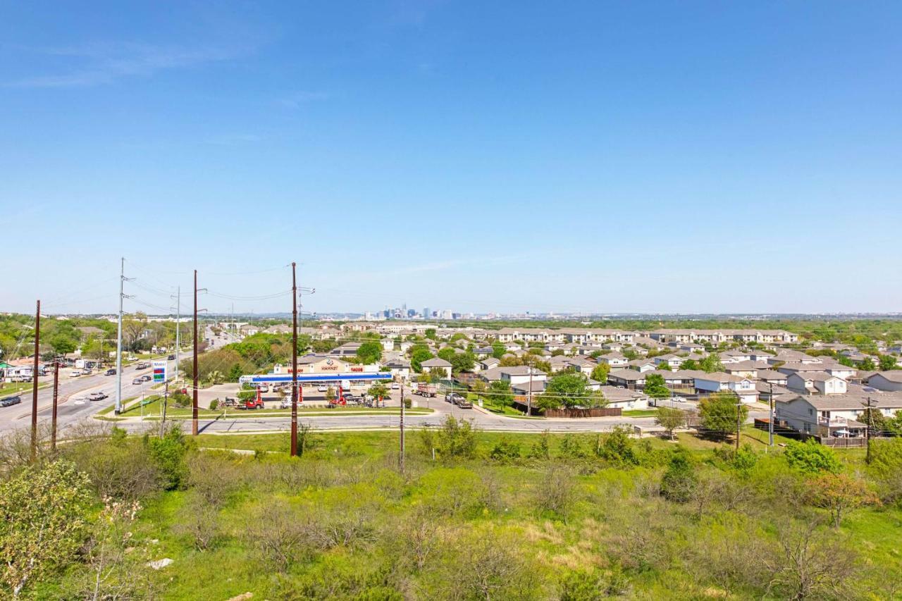 Motel 6 Austin Airport Exterior foto